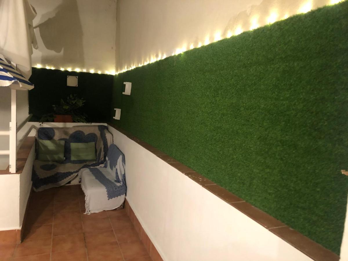 Ilios Apartamentos Malaga Exterior photo